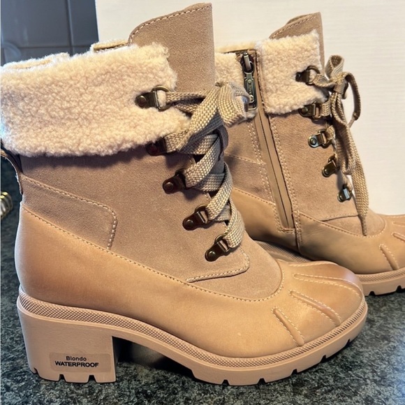 NEW BLONDO WATERPROOF BOOTS - Picture 4 of 7